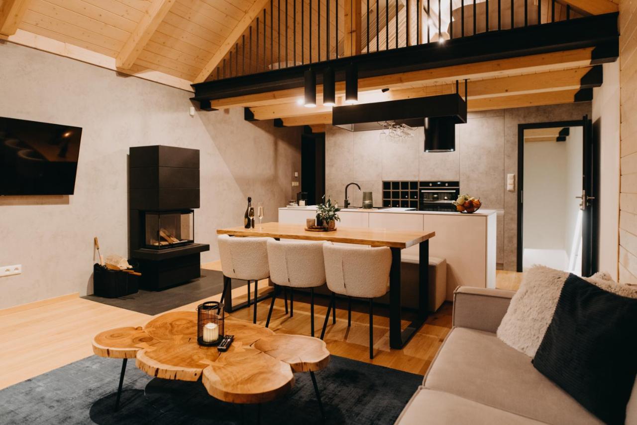 Skri Chalets Liptovský Mikuláš エクステリア 写真