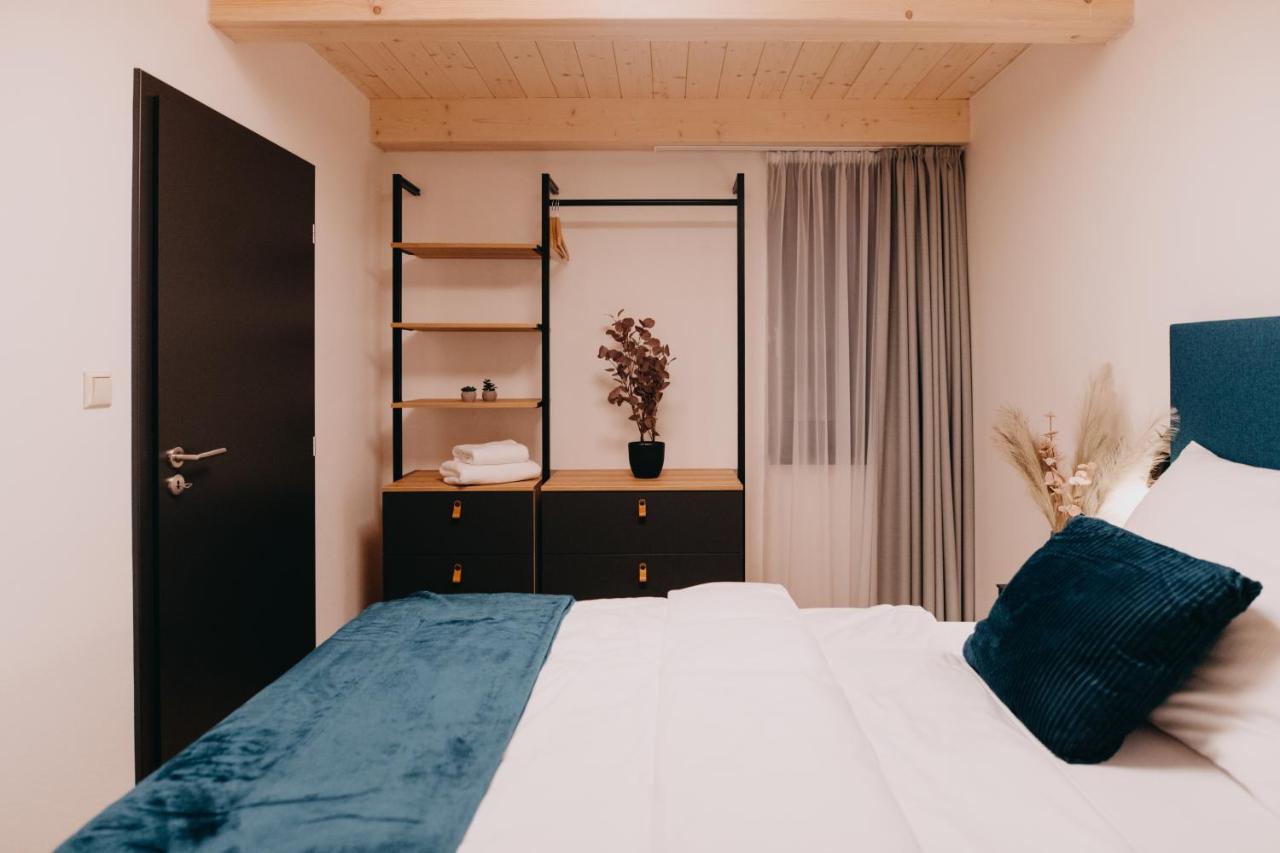 Skri Chalets Liptovský Mikuláš エクステリア 写真