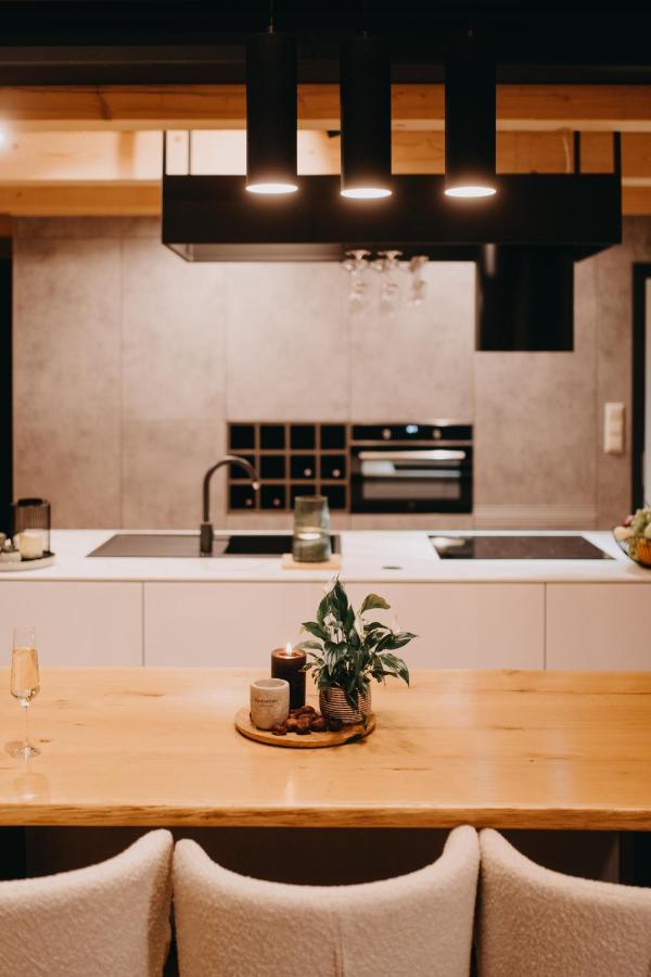 Skri Chalets Liptovský Mikuláš エクステリア 写真