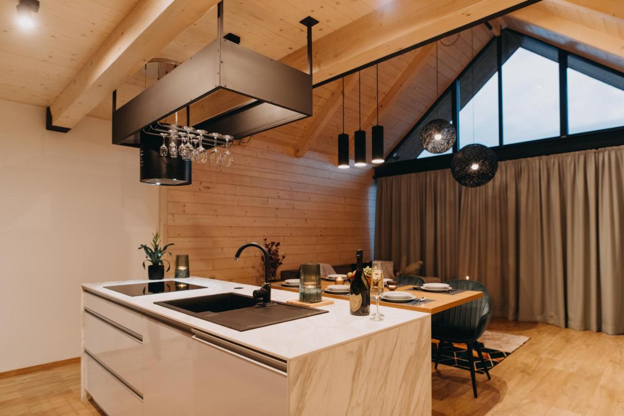 Skri Chalets Liptovský Mikuláš エクステリア 写真